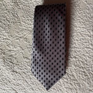 Black and silver checked Van Heusen necktie